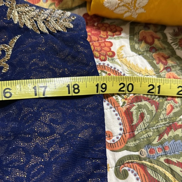 Silk grown - Picture 6 of 9